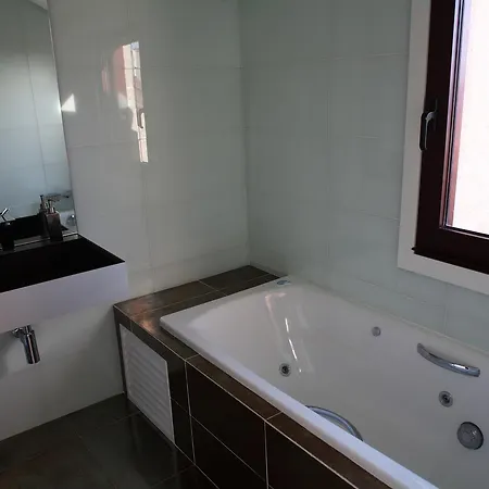 Apart-hotel Compejo Raeiros O Grove, S Vicente Do Mar O Grove