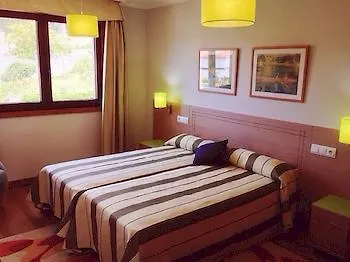 Hotel apartamentowy Compejo Raeiros O Grove, S Vicente Do Mar